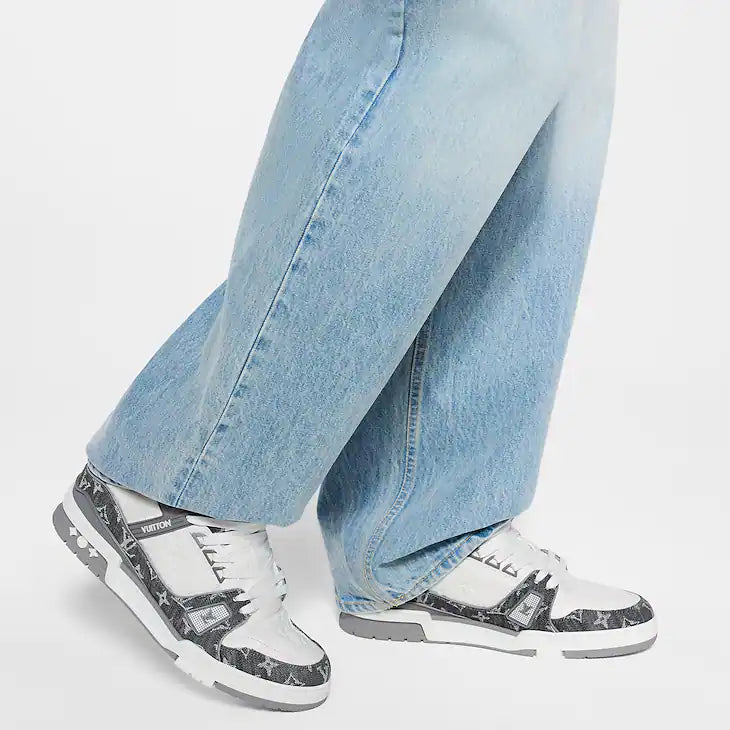 Louis Vuitton Trainer Sneaker 1ADF5C