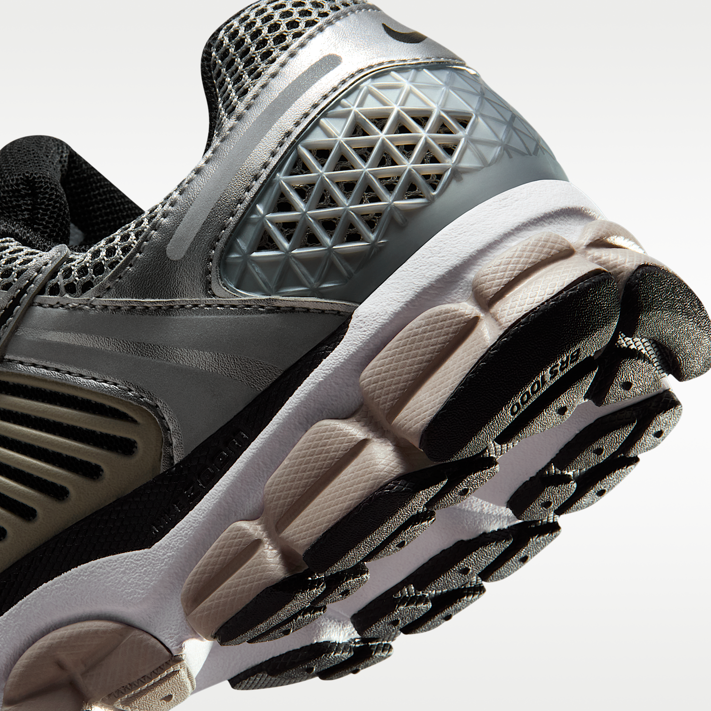 Nike Zoom Vomero 5