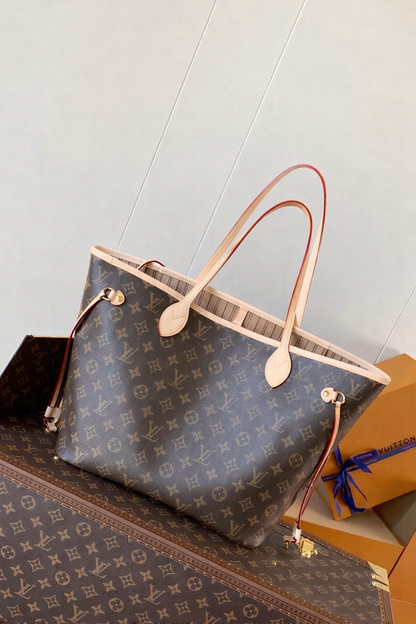 Borsa Tote Louis Vuitton Neverfull MM Monogram - M46975