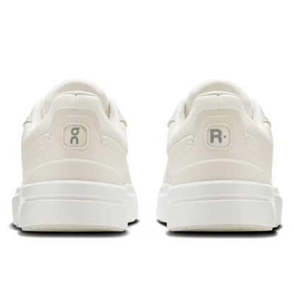 On The Roger Advantage Ivory/Ivory