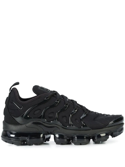 Air Vapormax plus triple black