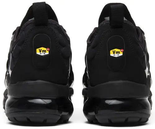 Air Vapormax plus triple black