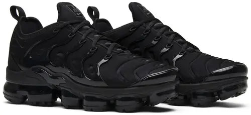 Air Vapormax plus triple black