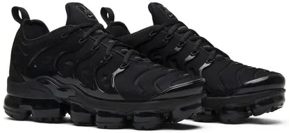 Air Vapormax plus triple black