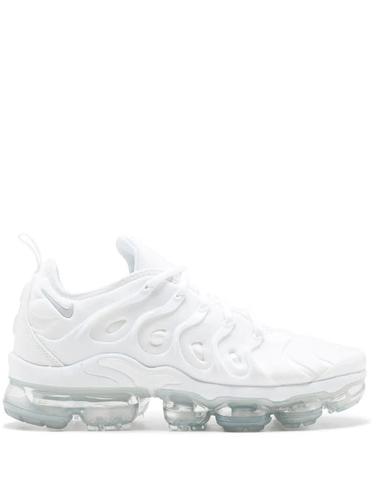 Air Vapormax plus triple white