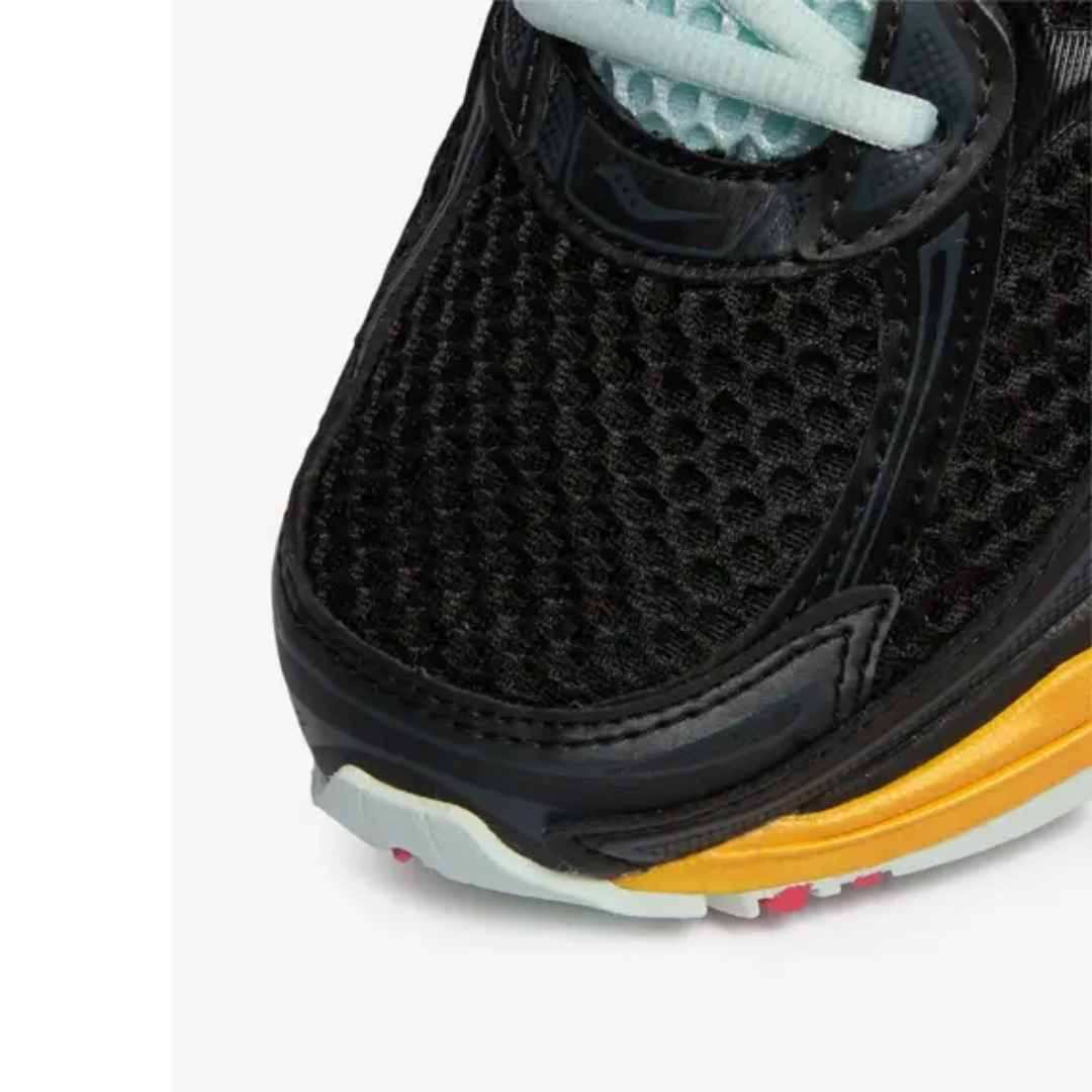 Saucony ProGrid Omni 9 City Pack Tokyo