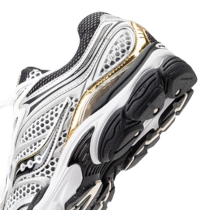Saucony ProGrid Omni 9 Silver Gold