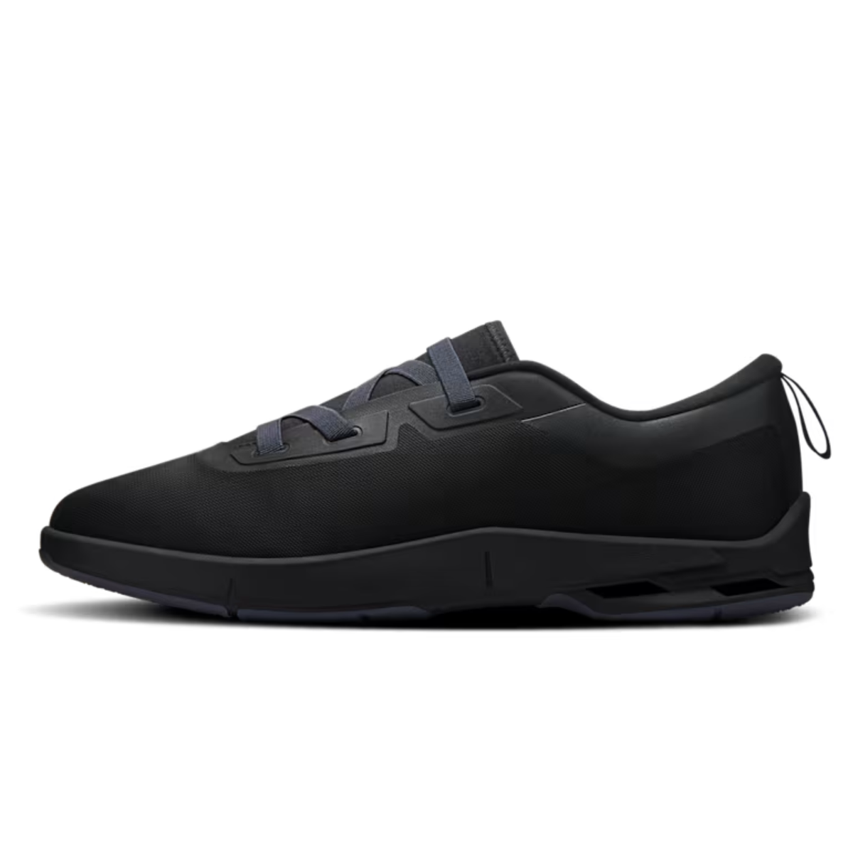 On Running Cloudnova Moon Black/Black