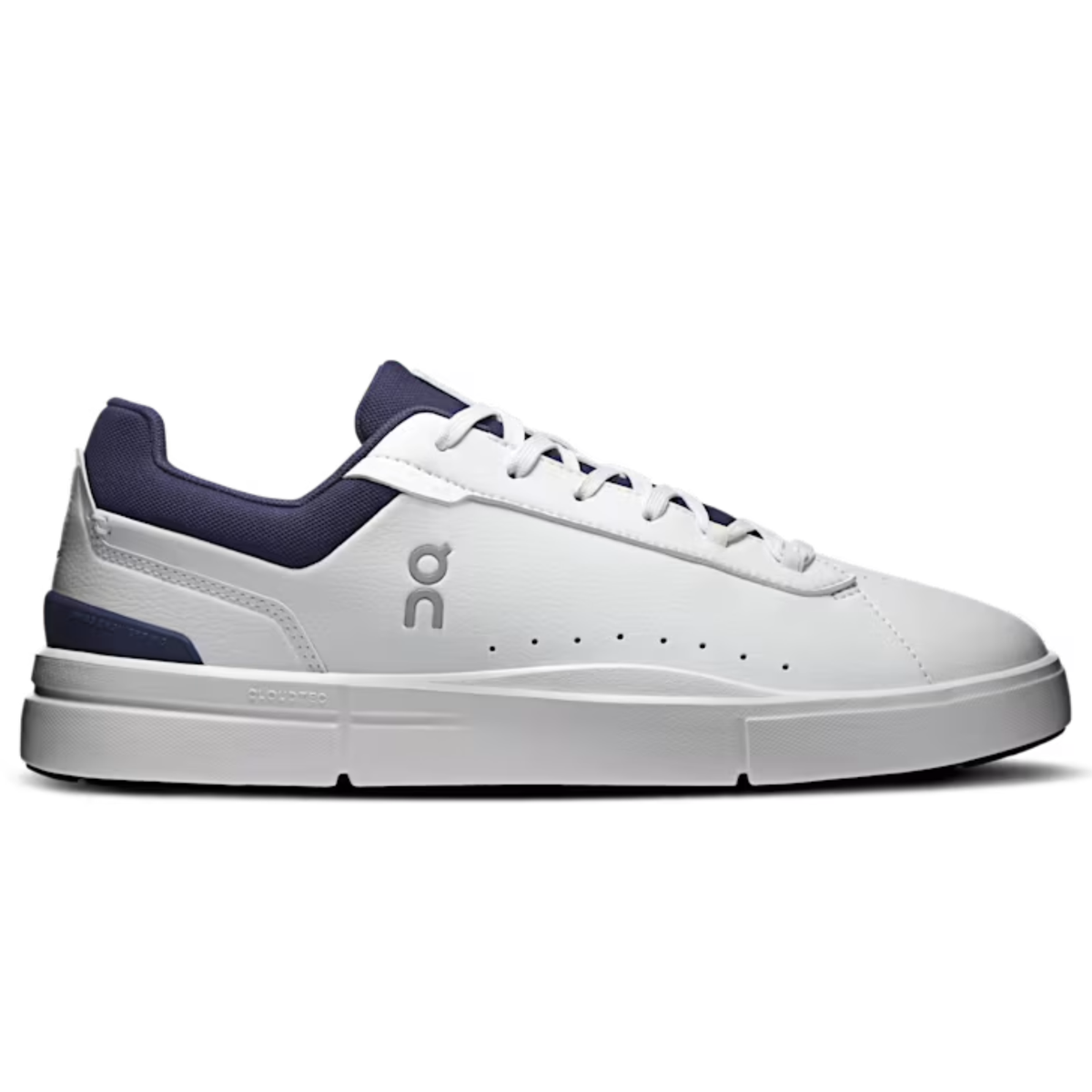 On The Roger Advantage White/Midnight