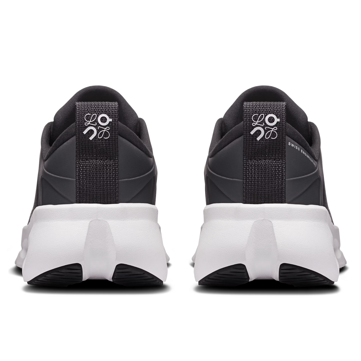 On Running Cloudsolo Black/Black/Black