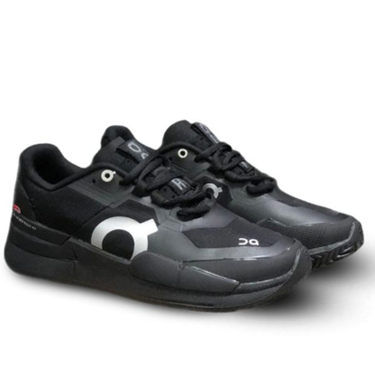 The Roger Pro 2 Black/Black/Black