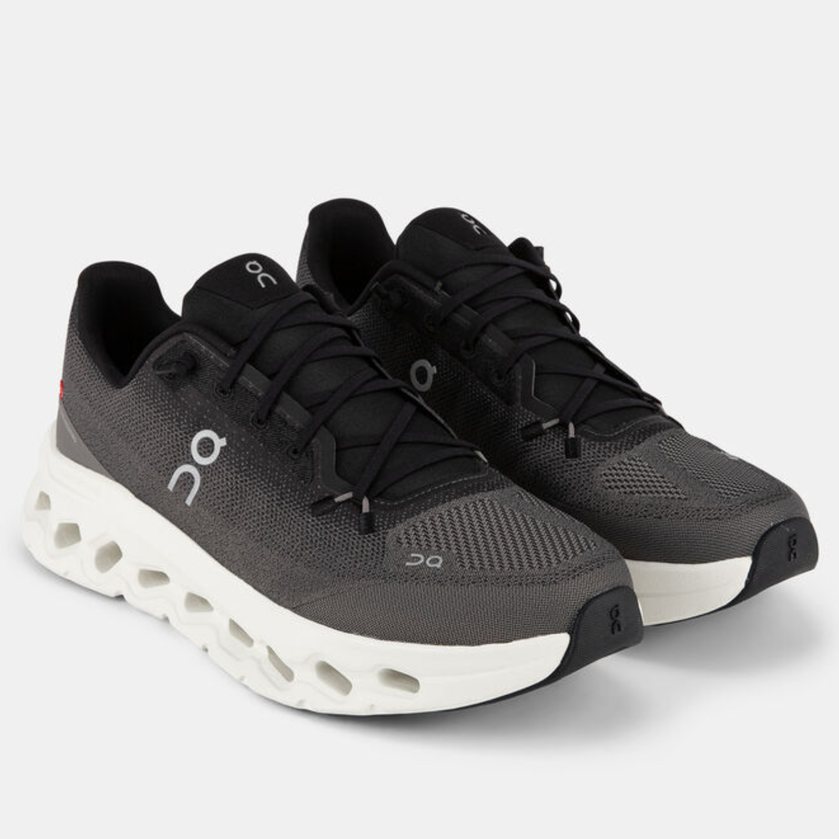 Cloudtilt New Lightweight Casual Shoes for Both Men and Women Black/White