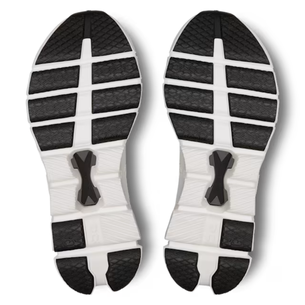 On Running Cloud X 4 Ivory/Black