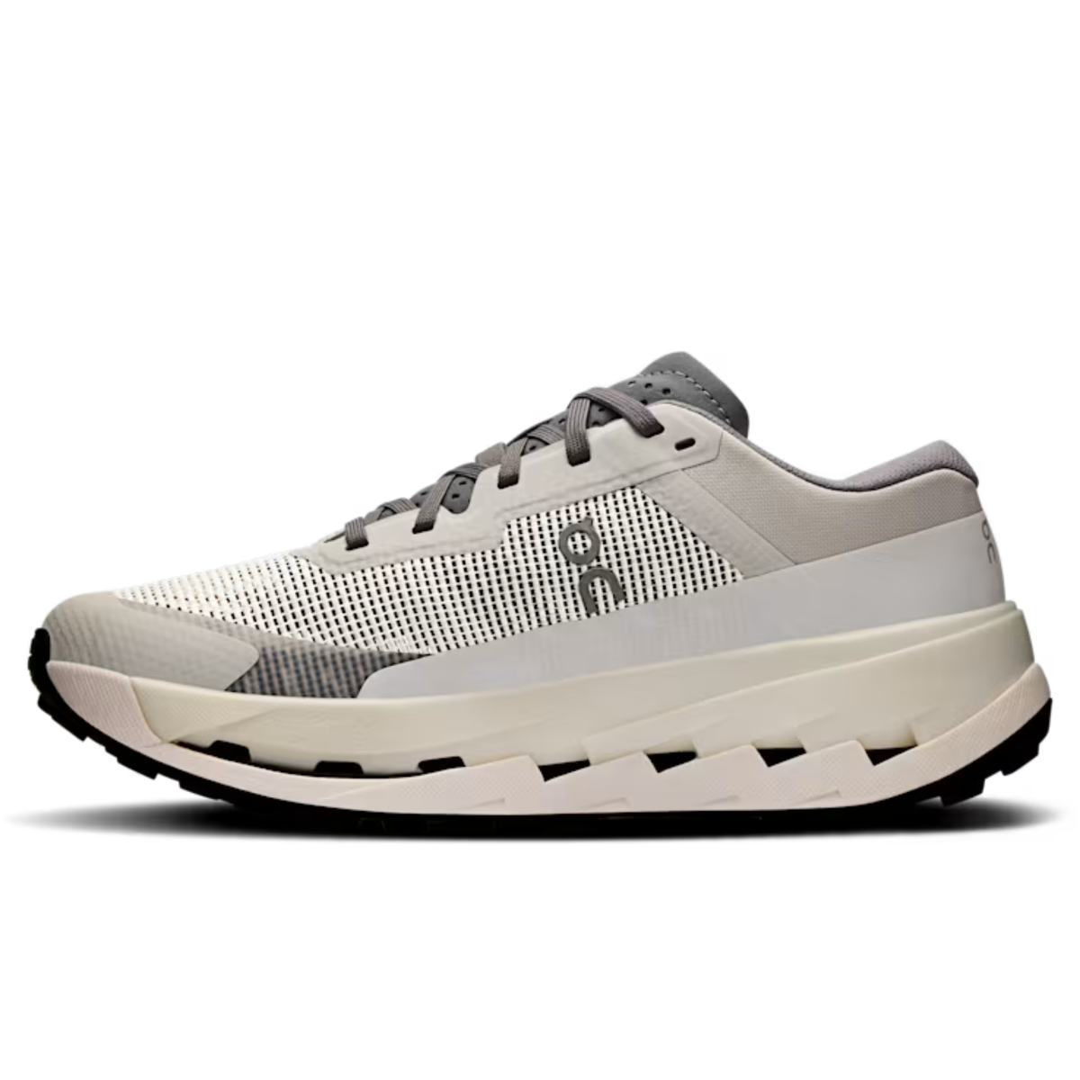 On Running Cloudultra 3 Rock/White