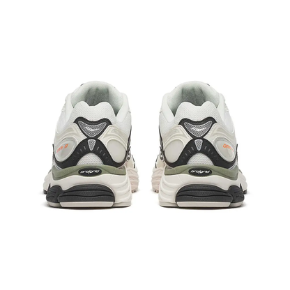 Saucony Progrid Omni 9 White Turmer